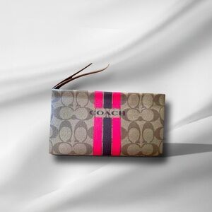 💯 AUTHENTIC COACH WRISTLET - LARGE/FULL SIZE